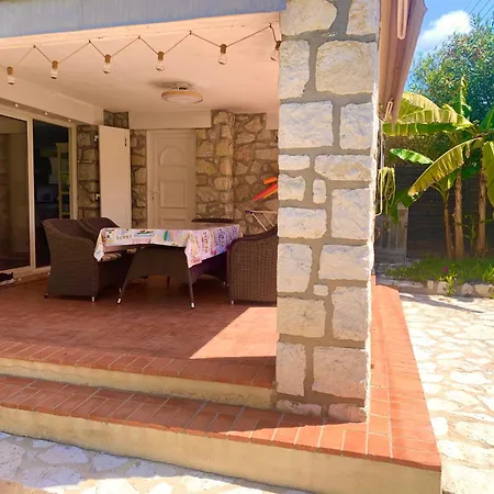 New Renovated Spacious 2 Bedroom Ac 300m From Juan-les-Pins